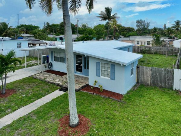 1601 NE 47th Street, Pompano Beach, FL 33064