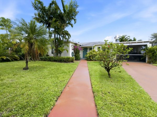 221 Princeton Drive, Lake Worth Beach, FL 33460