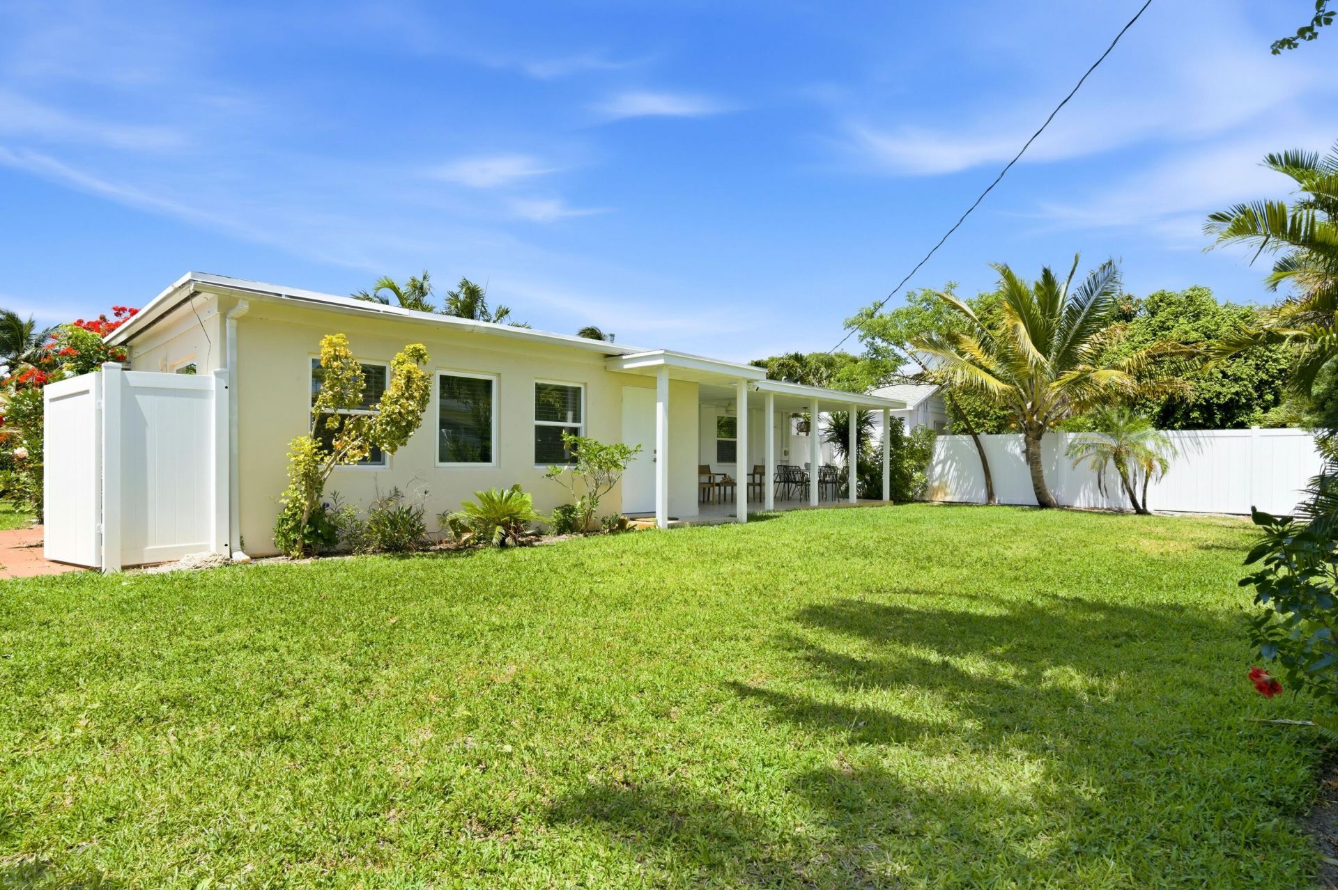 221 Princeton Drive, Lake Worth Beach, FL 33460 Photo