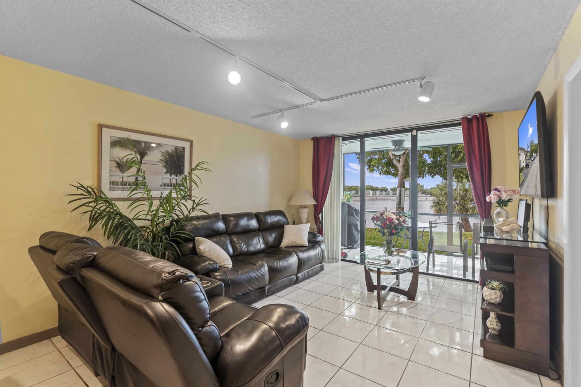 3100 NW 46th Street, Unit 107, Oakland Park, FL 33309 Photo