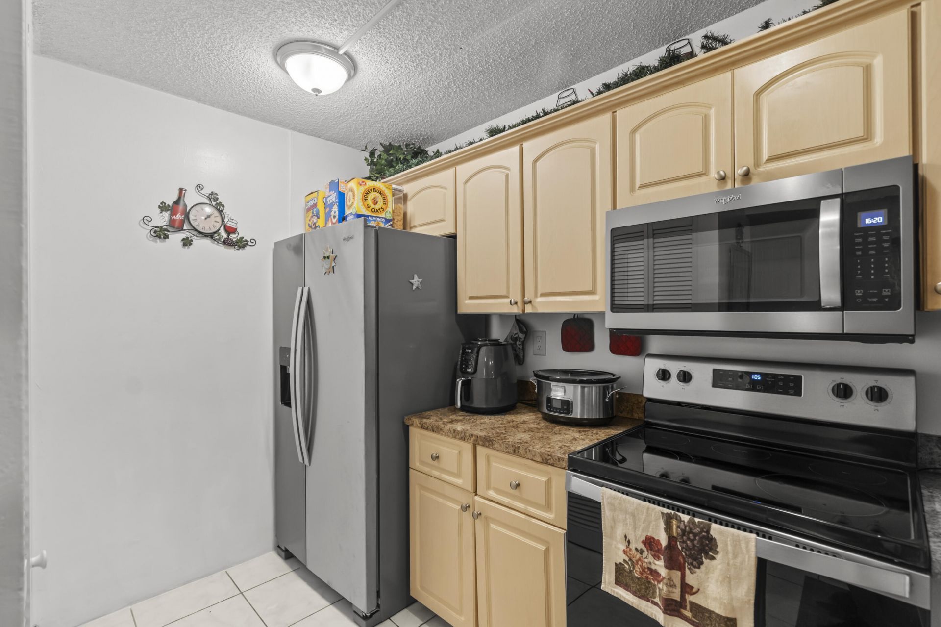 3100 NW 46th Street, Unit 107, Oakland Park, FL 33309 Photo