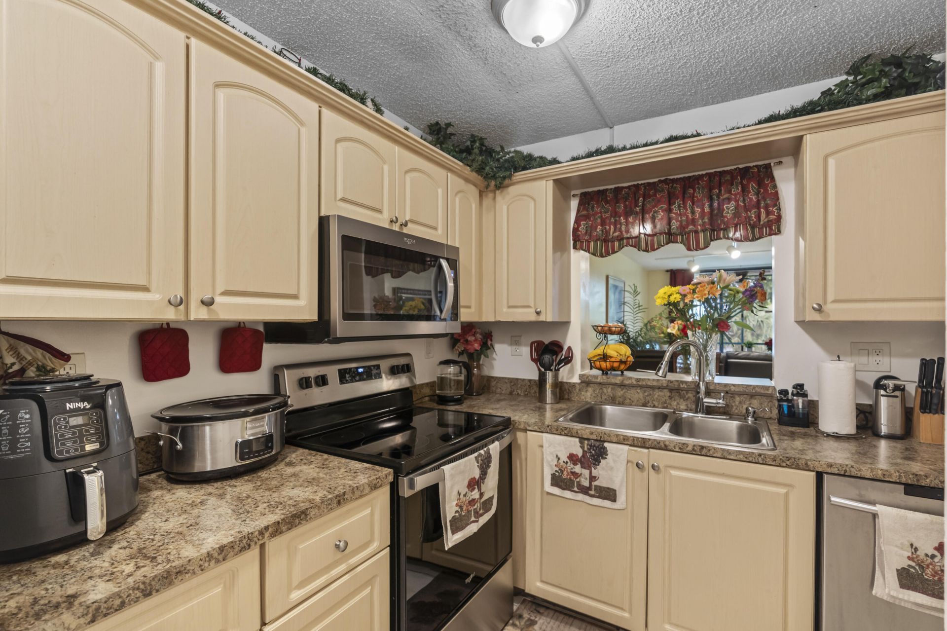 3100 NW 46th Street, Unit 107, Oakland Park, FL 33309 Photo