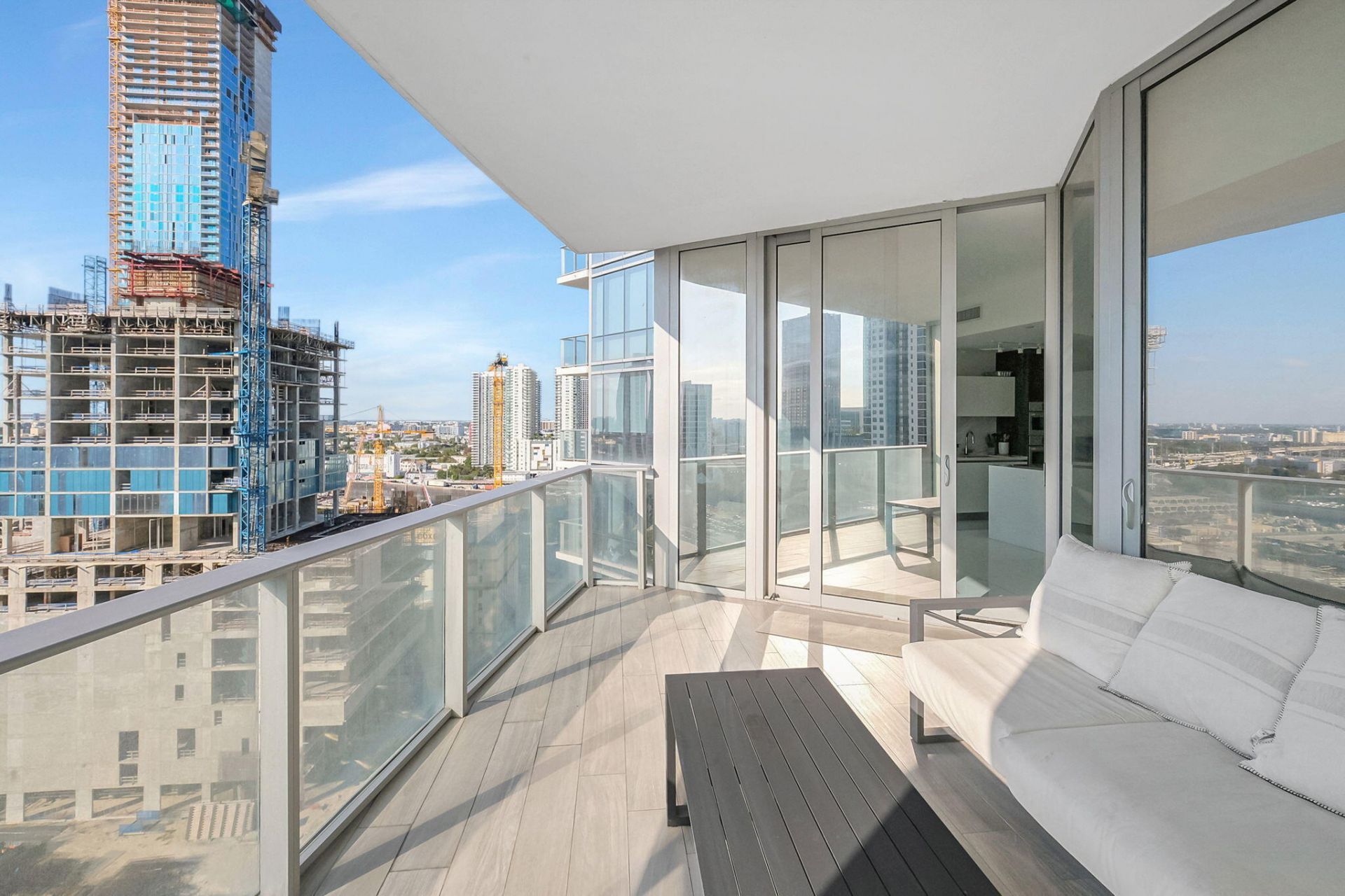 851 NE 1st Avenue, Unit 1604, Miami, FL 33132 Photo