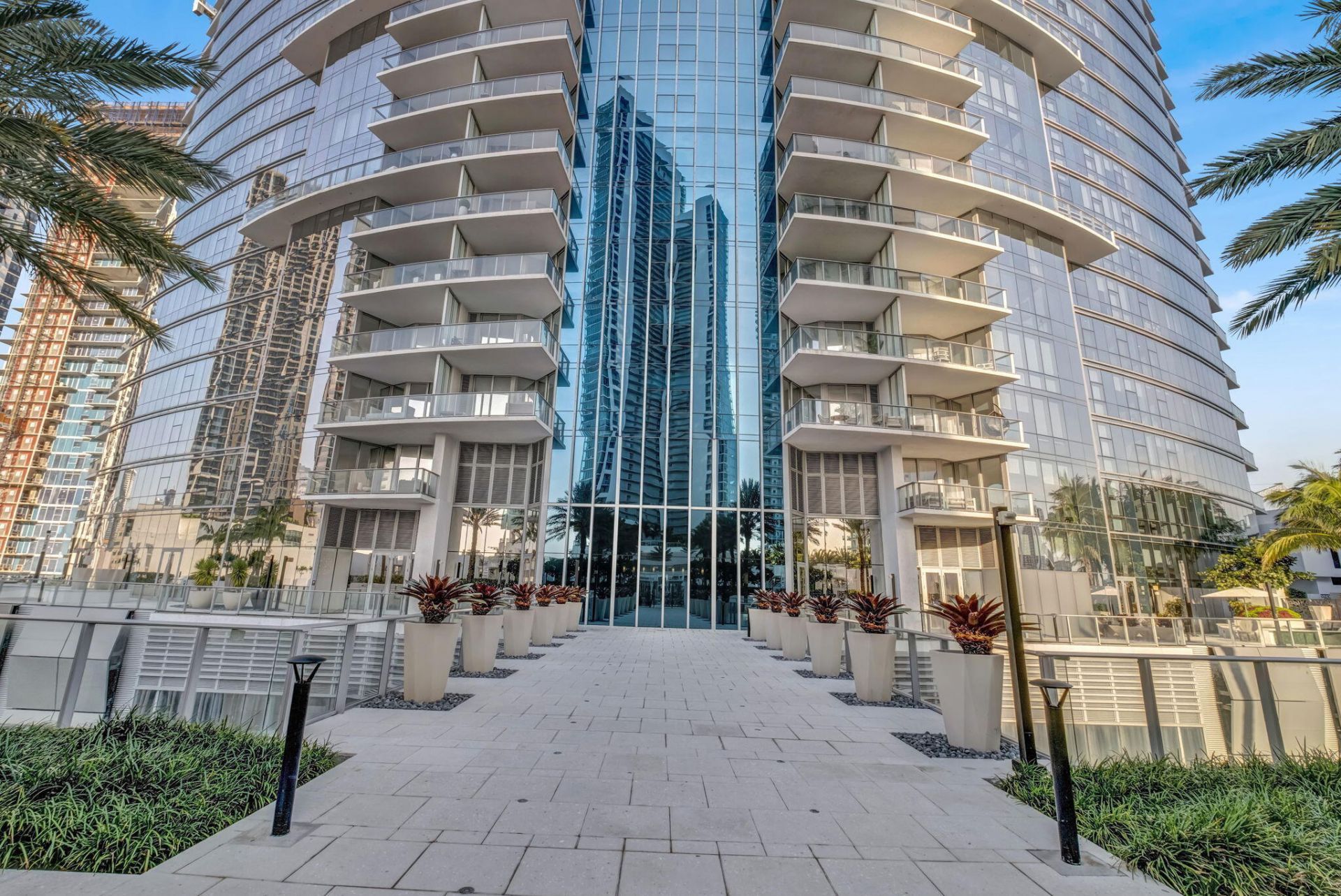 851 NE 1st Avenue, Unit 1604, Miami, FL 33132 Photo