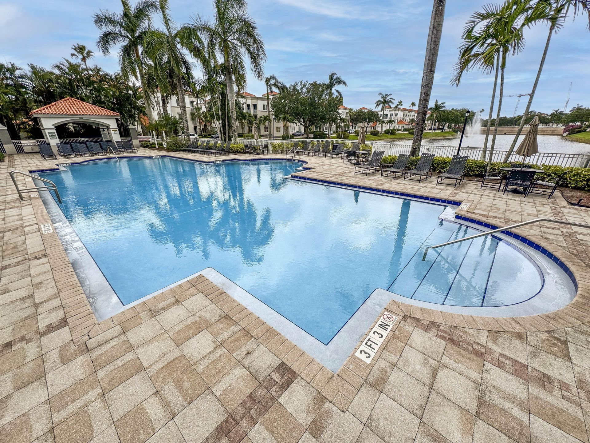 11010 Legacy Drive, Unit 206, Palm Beach Gardens, FL 33410 Photo