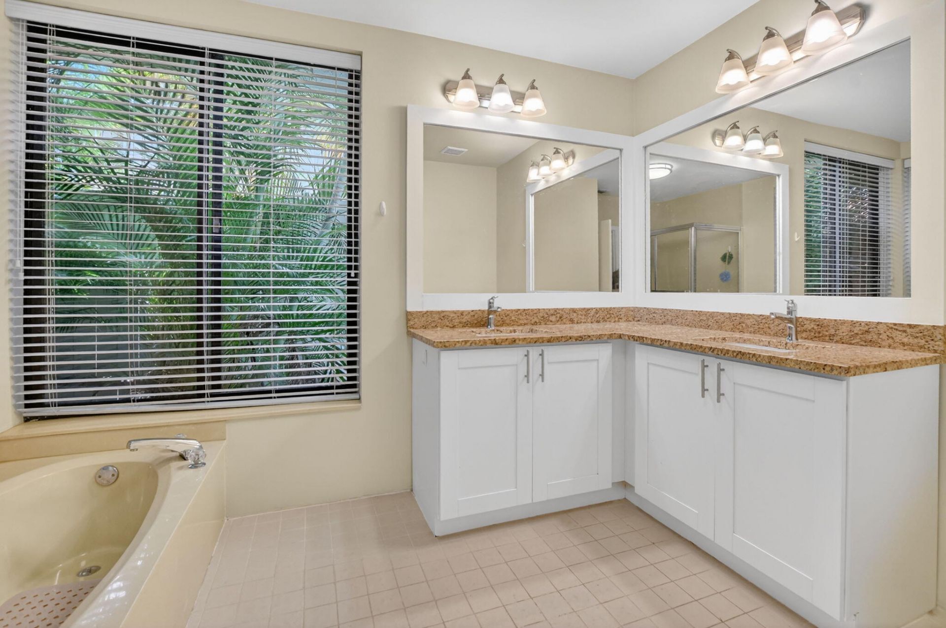 19181 Sabal Lake Drive, Unit 5151, Boca Raton, FL 33434 Photo
