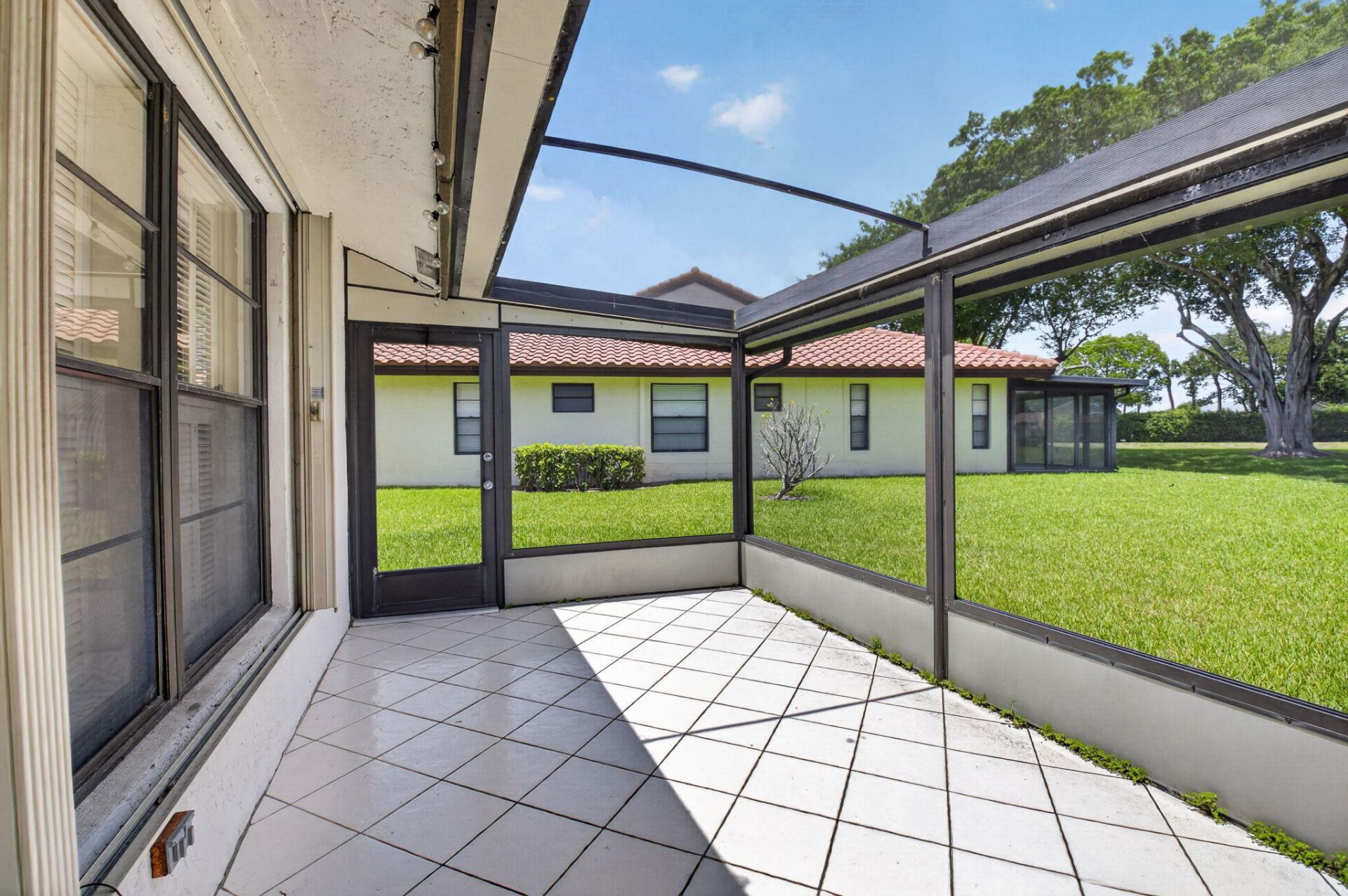 10939 Roebelini Palm Court, Unit A, Boynton Beach, FL 33437 Photo