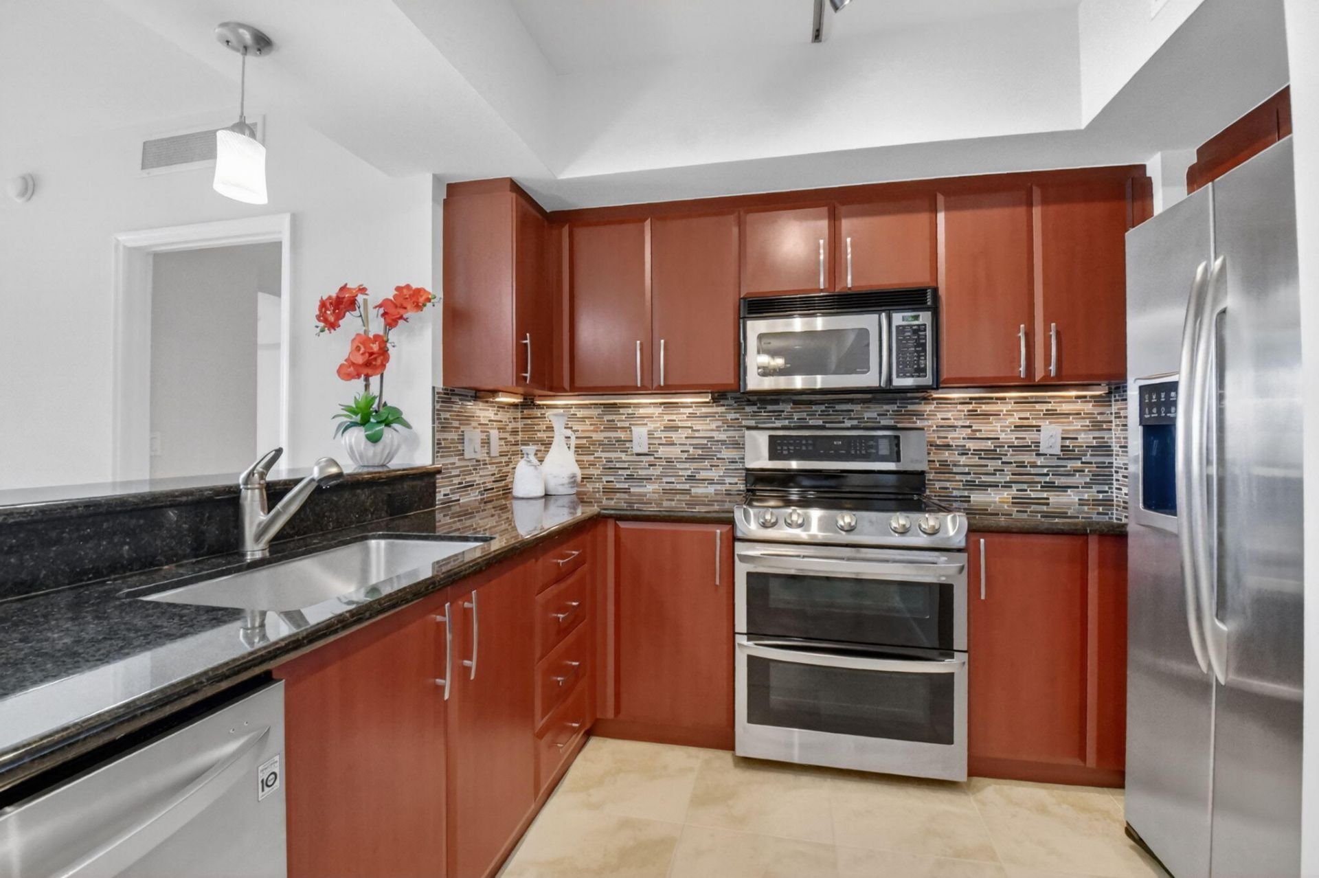 403 S Sapodilla Avenue, Unit 511, West Palm Beach, FL 33401 Photo