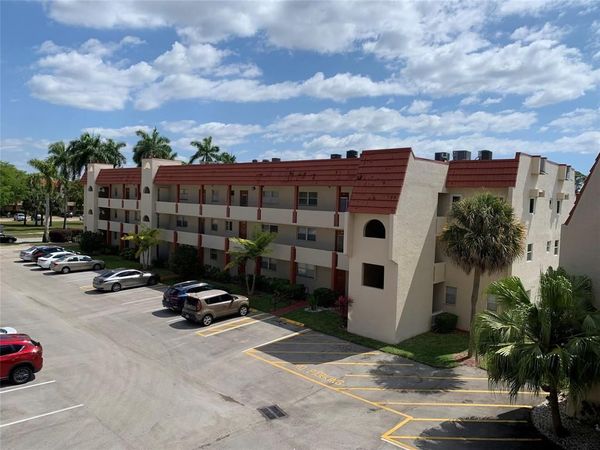 8080 N Sunrise Lakes N, Unit 303, Sunrise, FL 33322