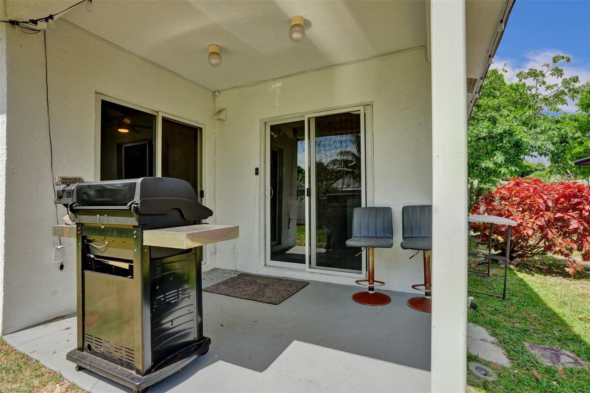 1590 NW 7th Lane, Pompano Beach, FL 33060 Photo