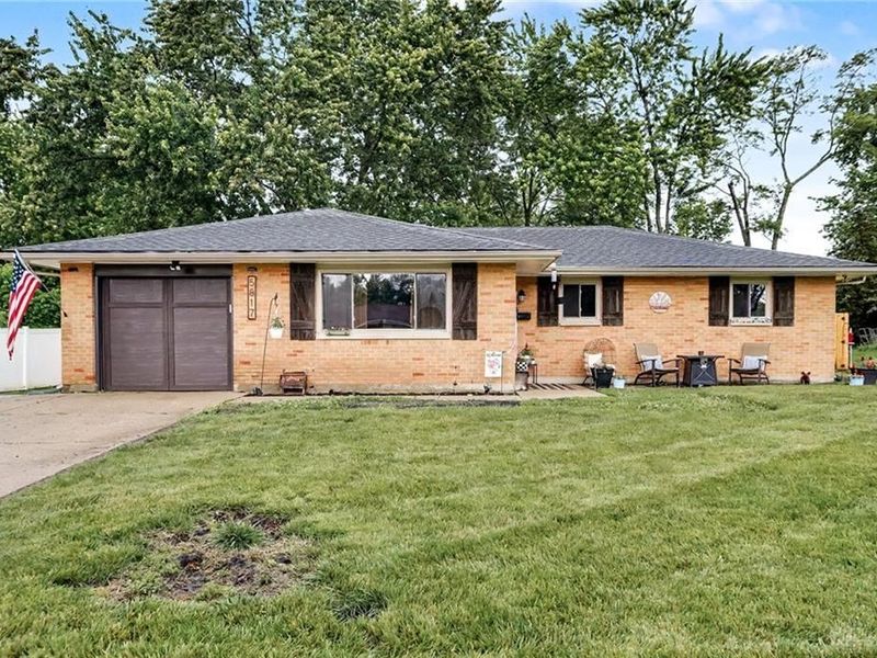 5817 Woodmore Drive, Harrison Township, OH 45414 Photo 1