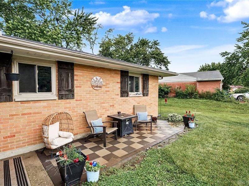 5817 Woodmore Drive, Harrison Township, OH 45414 Photo 4