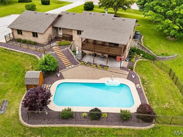 865 Troy O'Fallon Road, Troy, IL 62294