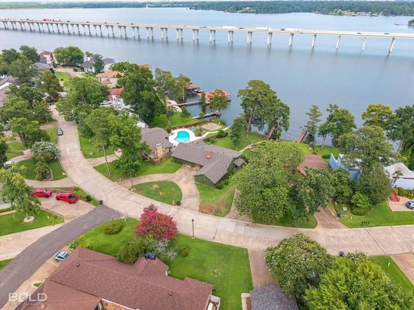 1821 Willow Point Drive , Shreveport, LA 71119