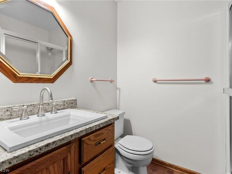 2411 Otterbin Street, Louisville, OH 44641 Photo 18