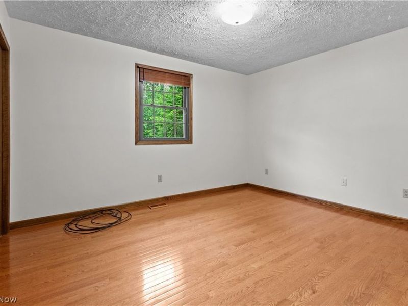 2411 Otterbin Street , Louisville, OH 44641 Photo 23