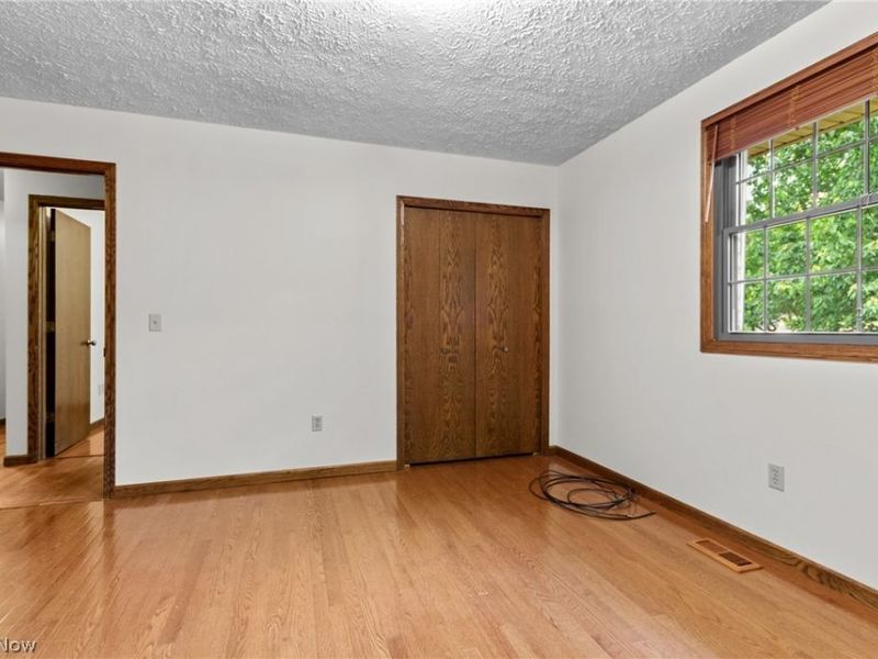 2411 Otterbin Street , Louisville, OH 44641 Photo 24