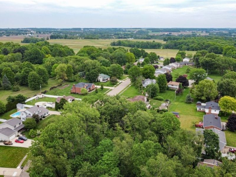 2411 Otterbin Street, Louisville, OH 44641 Photo 5