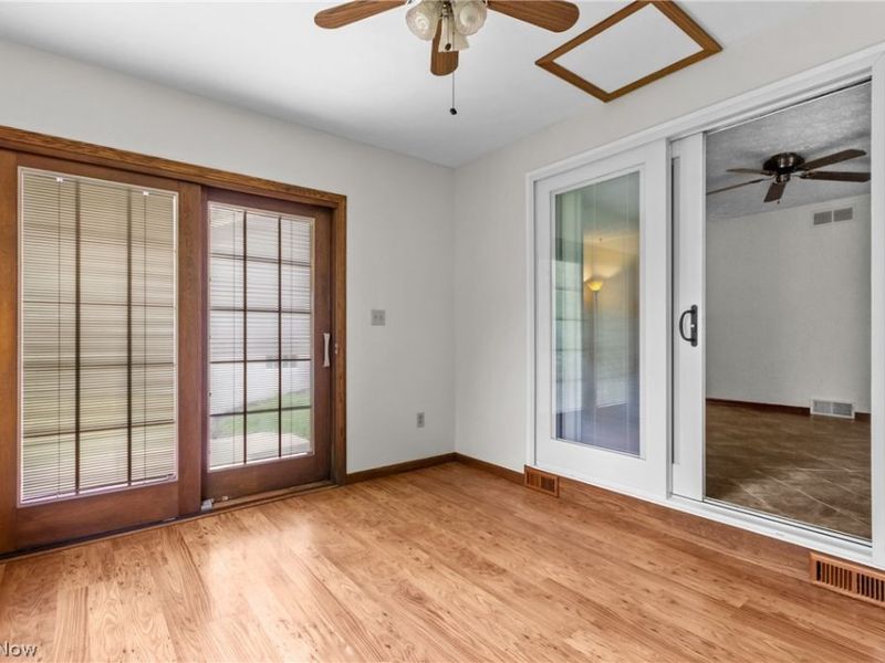 2411 Otterbin Street, Louisville, OH 44641 Photo 9