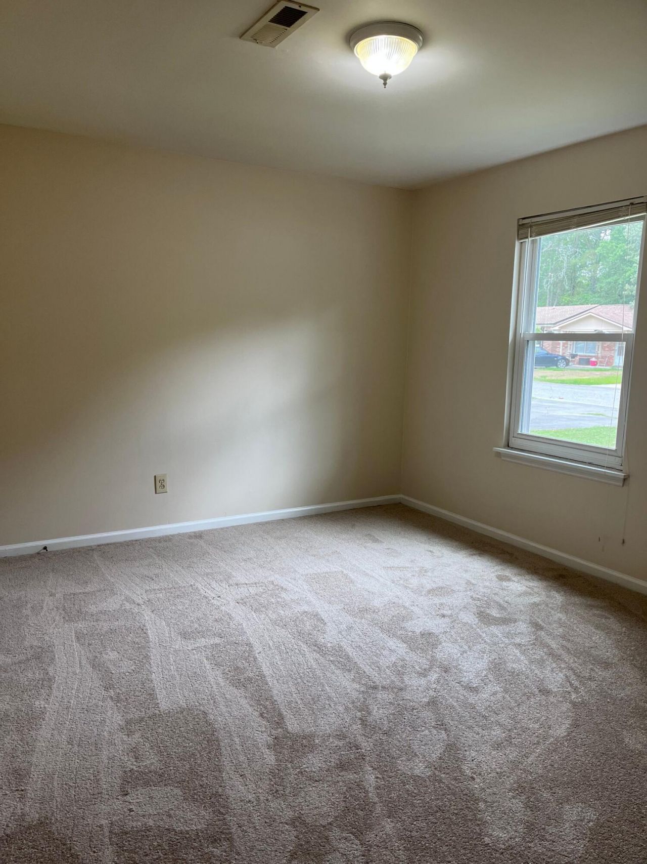 825 Sandpiper Drive Photo 4