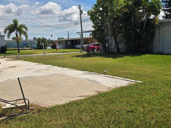 9 YAWL LANE, Unit 9, PALM HARBOR, FL 34683