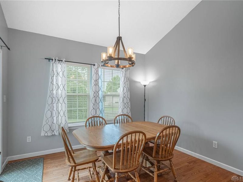 2731 Laurelwood Court, Beavercreek, OH 45431 Photo 12