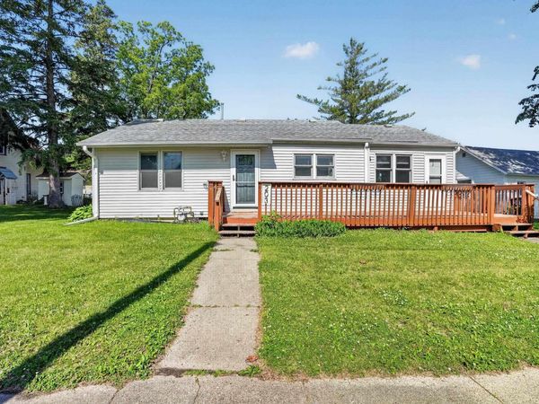 203 5th Street, Parkersburg, IA 50665