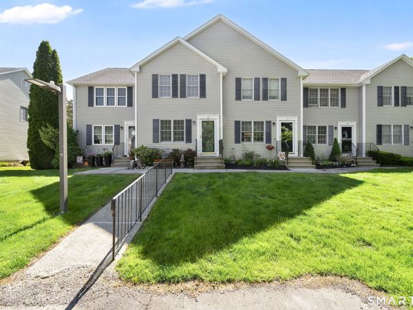 6 White Tail, Unit 6, Wallingford, CT 06492