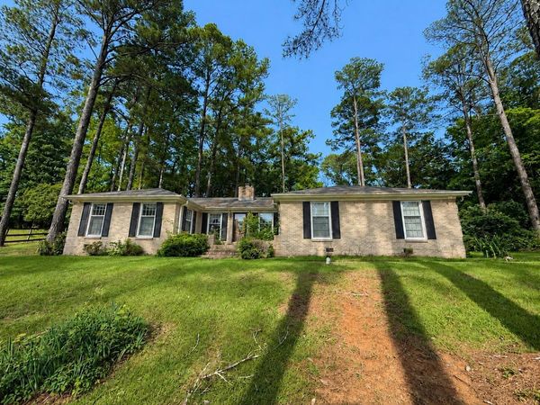 492 Cambridge, Starkville, MS 39759