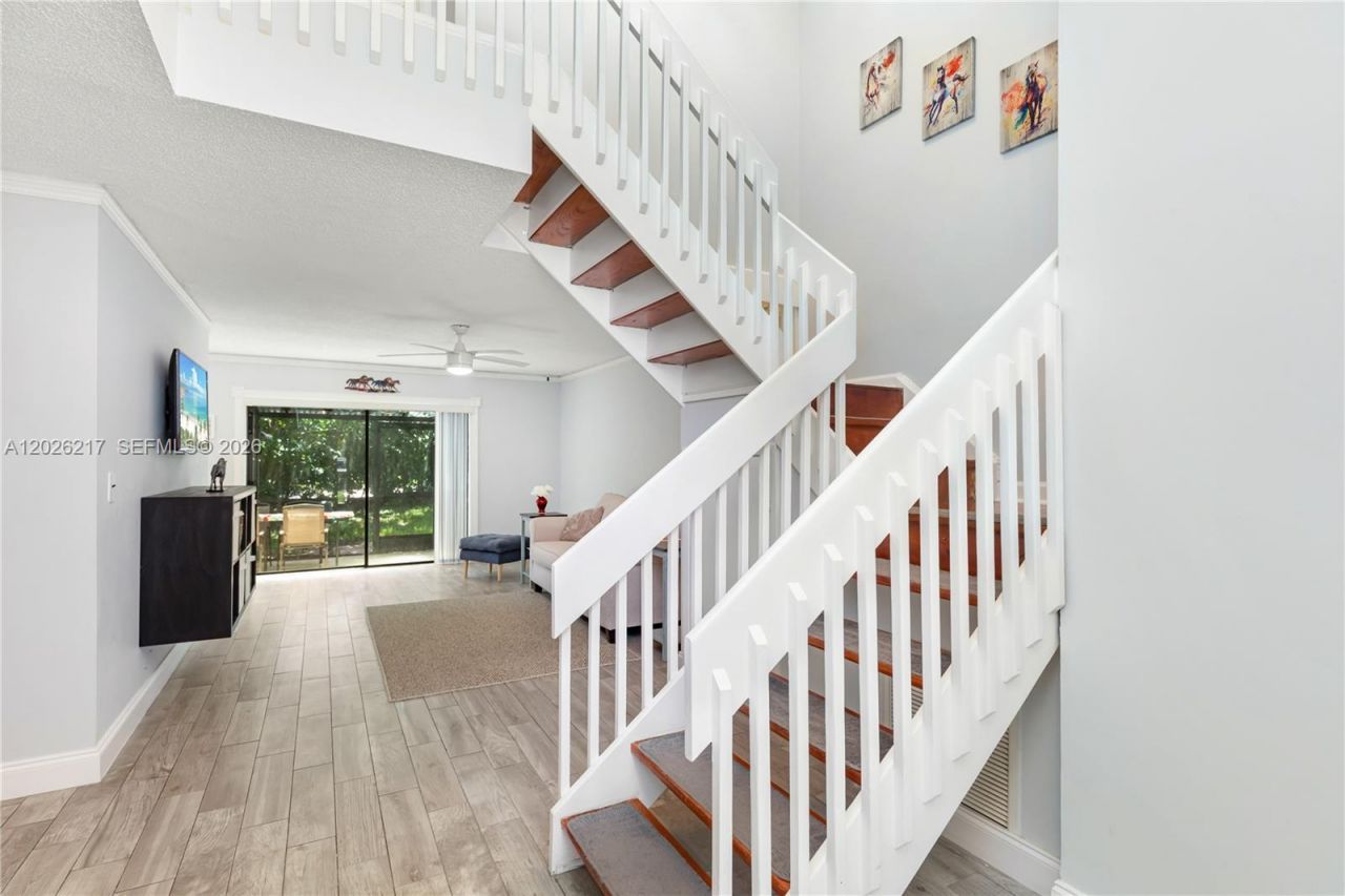 4690 NW 30th St , Coconut Creek, FL 33063 Photo