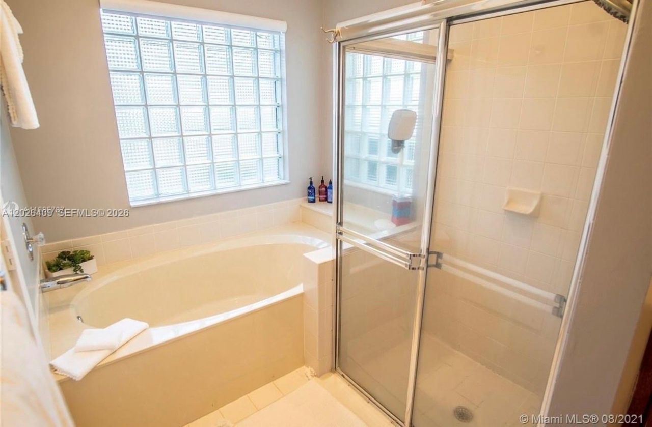 19213 SW 4th St , Pembroke Pines, FL 33029 Photo
