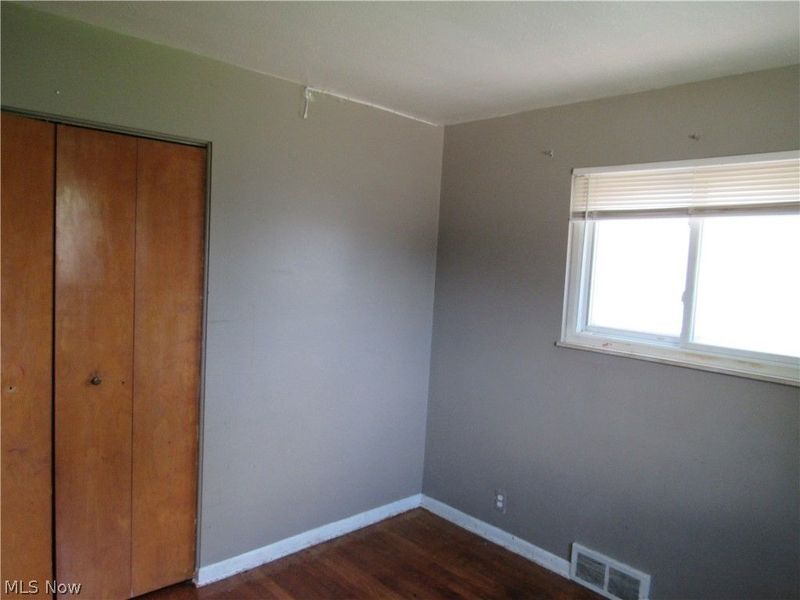 4680 Beechgrove Avenue , Garfield Heights, OH 44125 Photo 17