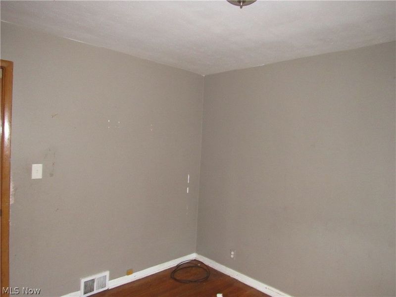 4680 Beechgrove Avenue , Garfield Heights, OH 44125 Photo 21