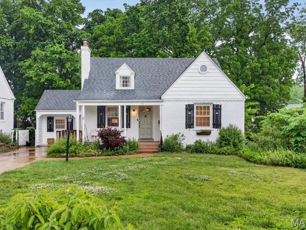 110 N Holmes Avenue , Oakland, MO 63122
