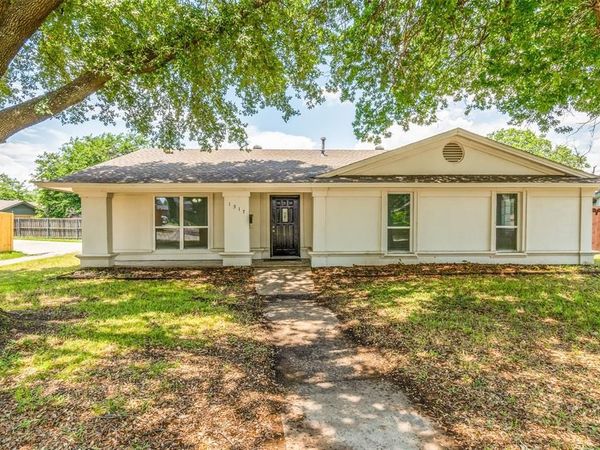 1317 Mount Vernon Drive, Mesquite, TX 75149