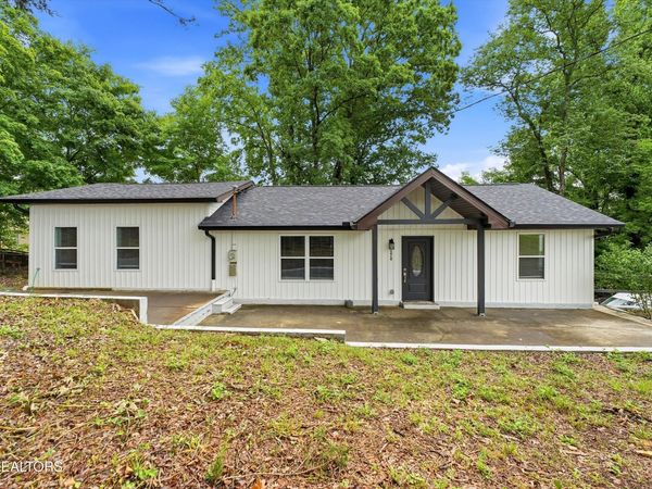 3410 Solway Rd, Knoxville, TN 37931