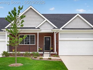 1422 Lincoln Street, Lapeer, MI 48446