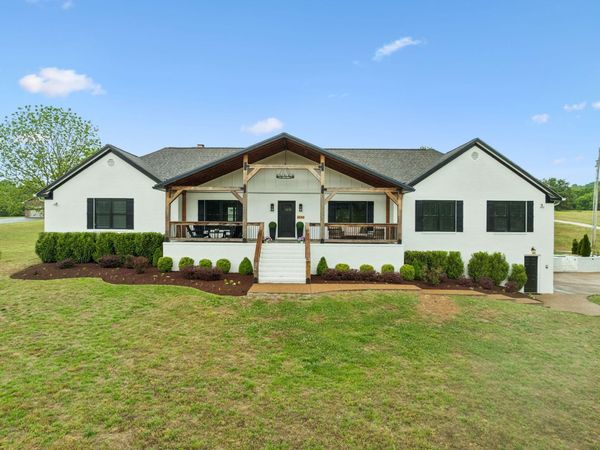 1930 Rock Springs Rd , Columbia, TN 38401