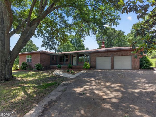 201 Cove Access Road, Talladega, AL 35160