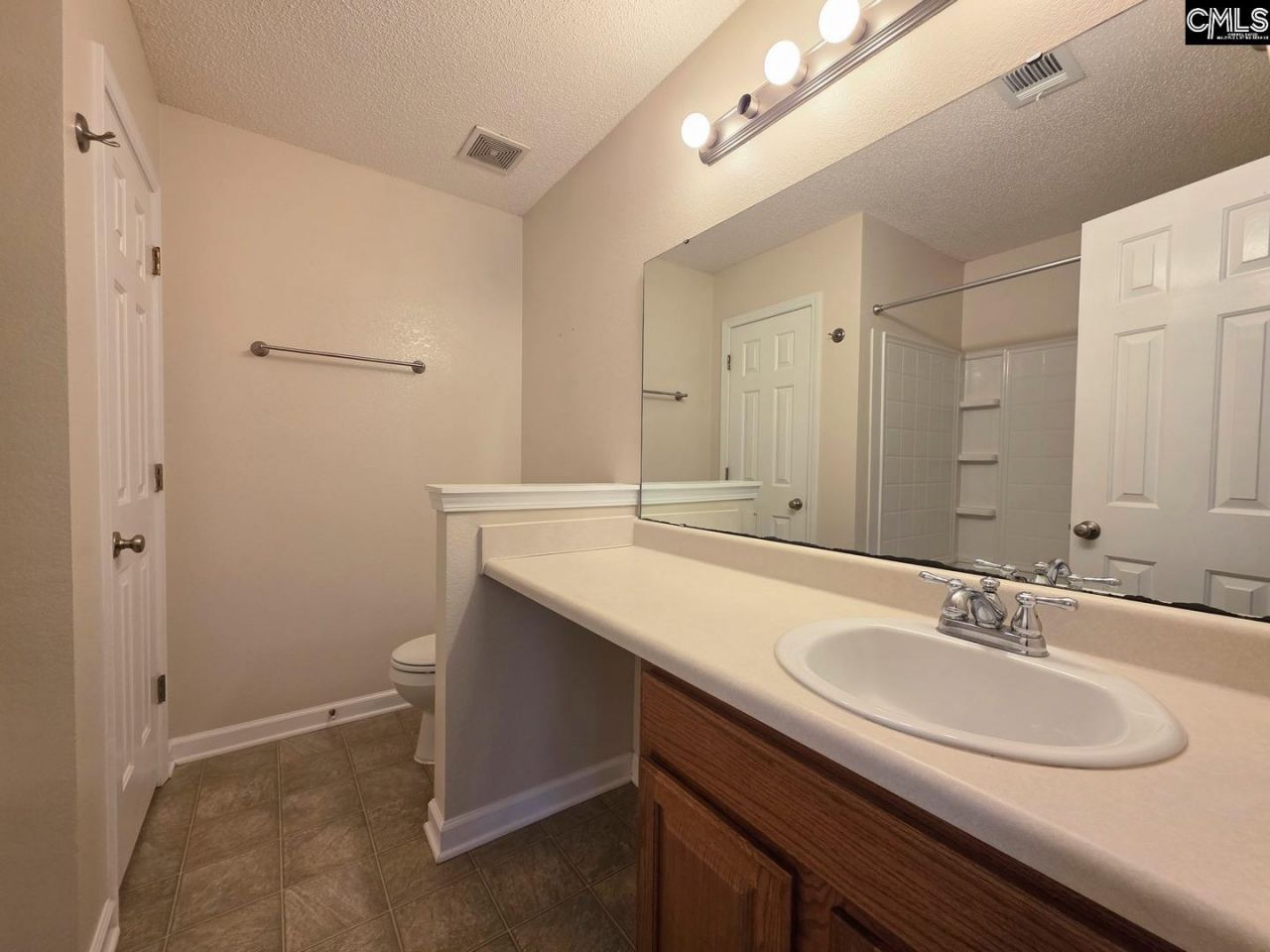 559 Foxstone Drive Photo 20