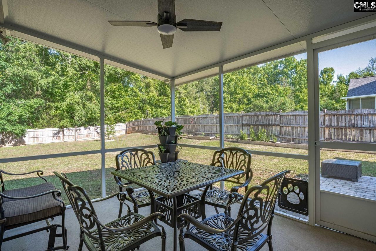 559 Foxstone Drive Photo 28