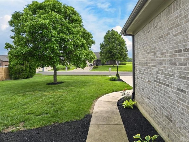 6626 Anvil Drive, Waynesville, OH 45068 Photo 3