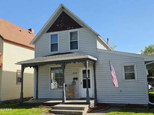 1115 4TH Avenue N, Grand Forks, ND 58203