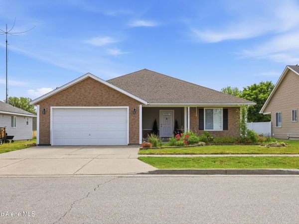 9571 N Macie LOOP, Hayden, ID 83835