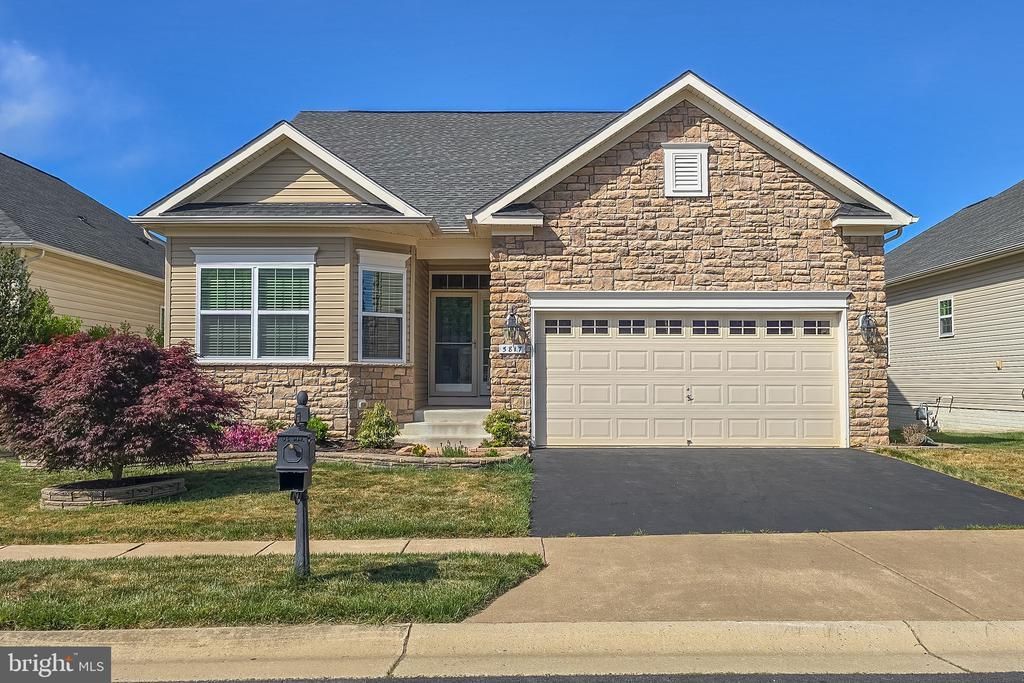 5817 S Mills Manor Court, Fredericksburg, VA 22407 Main Photo