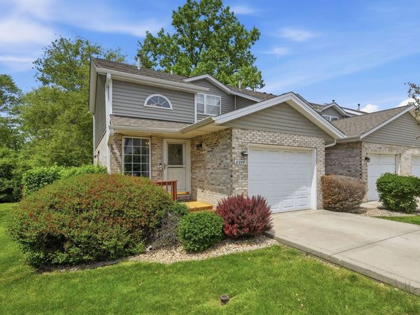 8220 Daniel Drive , Justice, IL 60458