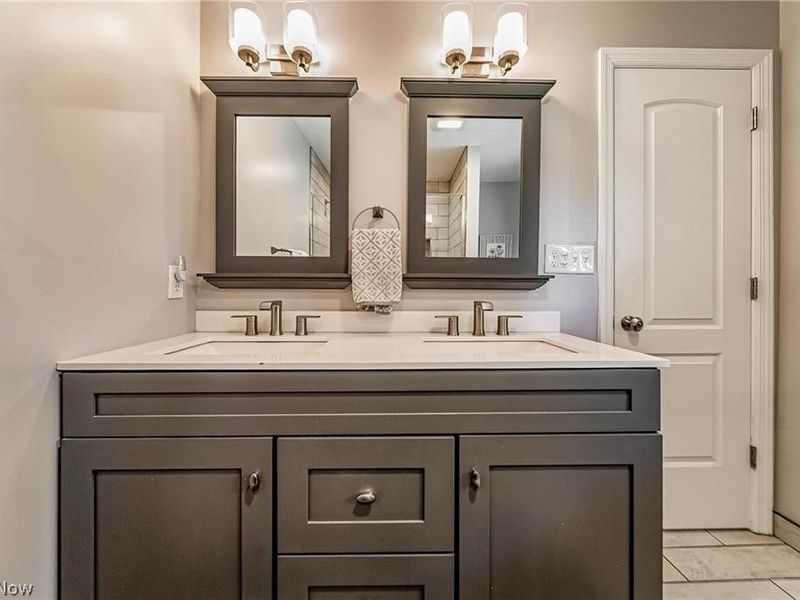 26105 Westwood Road, Westlake, OH 44145 Photo 29