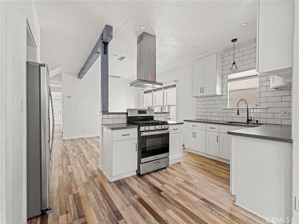 757 N Loma Vista, Long Beach, CA 90813