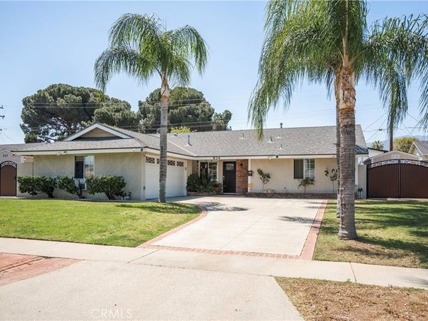 934 Lorna, Corona, CA 92882