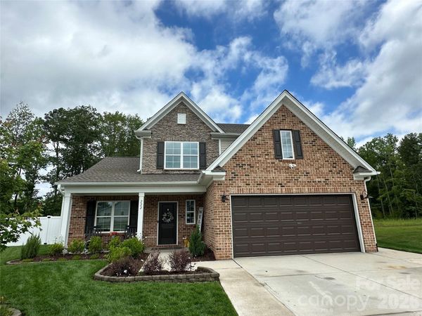 222 Moravian Court , Advance, NC 27006